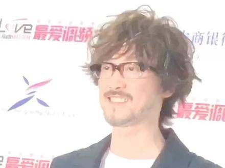 终于增重了! 为了下个月苦等15年的演唱会猛涨30斤!