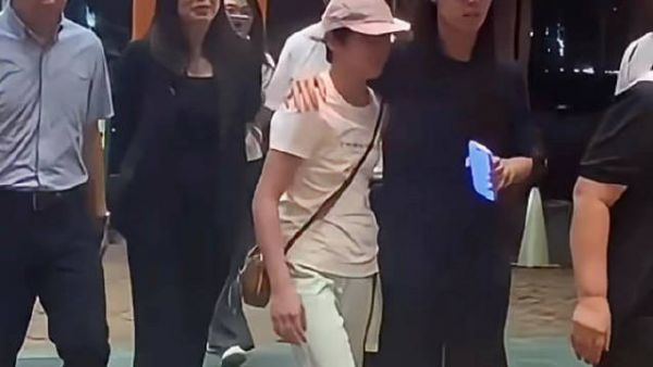 婵宝真的巨喜欢乌龟手办,别说她用7000多的乌龟挂件,这都是她应得的!