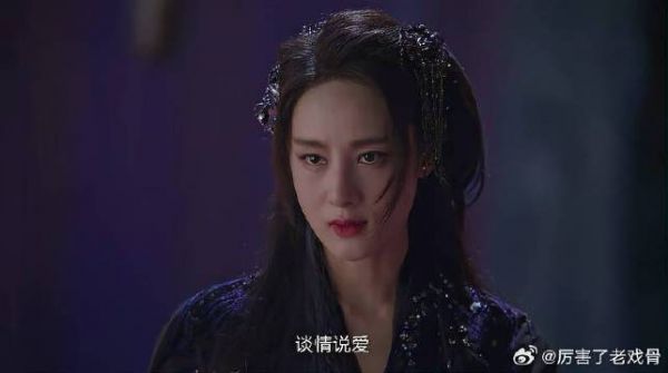 女魔头打不过帝君 得知有心上人，立马盯上南颜