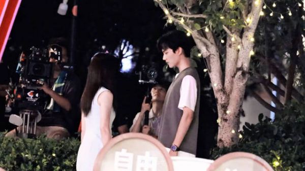 周柯宇 ✘ 狙击蝴蝶丨苏神李雾!就这么水灵灵地和姐姐接吻了…