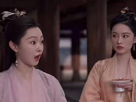 一起追剧吧,范家人齐聚一堂玩麻将,范思辙一人对阵三人,范若若输得精光…