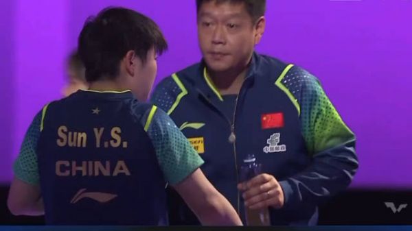孙颖莎3比1朱芊曦,恭喜莎姐拿下比赛,二十多分钟妥妥的下班