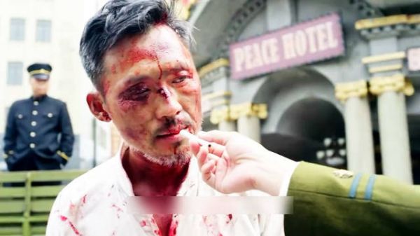 战争年代,男人为了人民视死如归,高燃影片