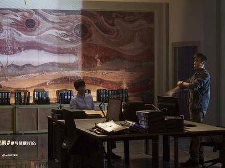 听完汪淼讲述科学恐慌的故事后,大史拍着胸脯保证让他 “哥白尼喽”…