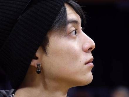 不工作居然如此鲜活，素颜的我真是太帅了?