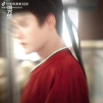 有人说四方馆讲述的是元莫和亲的故事,这么理解似乎也没错哈