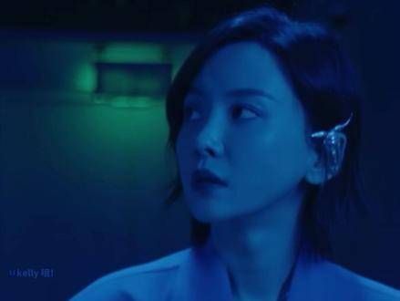 别试图定义我,我打破常规,超越想象