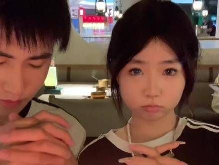 六年，恋爱易如反掌