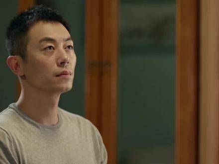 “摆烂”的儿子竟如此出色，妈妈激动得泪流满面