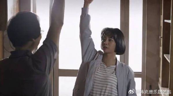 孩子们放学回家,金社长早准备好迎接德善,太逗了