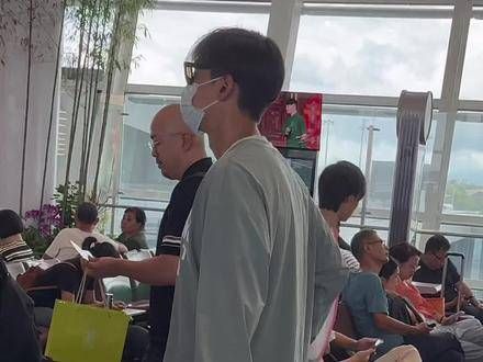 偶遇男神胡歌?