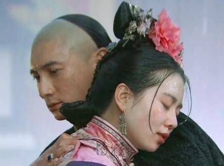 我见犹怜,佳人垂泪心碎