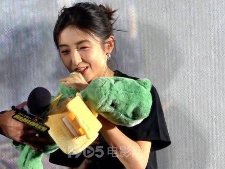 子妹妹妹给娃娃录音真的太萌了,还有886!✋?