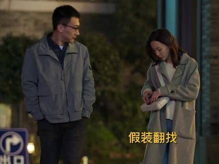 小心翼翼地用镊子夹起烟头妥善保存,DNA的结果将是……