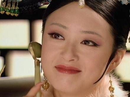 听说华妃娘娘美貌惊人,倾倒众生!