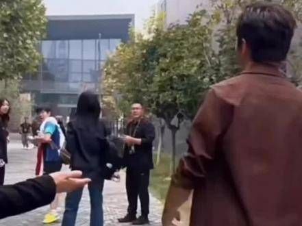 感激所有支持小莎的球迷,孙颖莎和许魏洲都感受到了你们的热情
