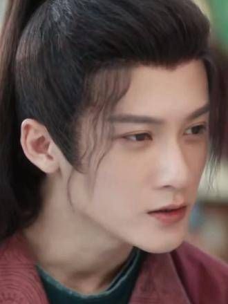 好喜欢元莫,他潇洒肆意,无拘无束又不失冷静理智的小公子形象…