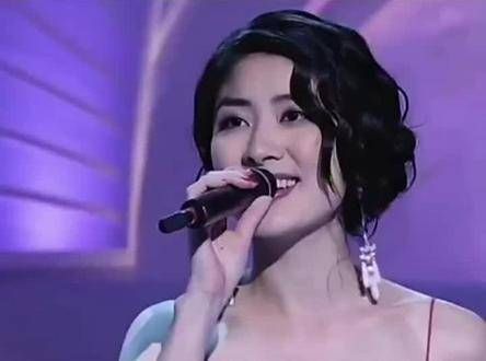 陈慧琳真是最低调的女明星,即便身为大佬的女儿,也完全没有公主病?
