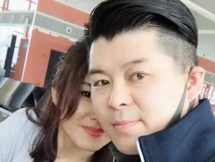 乡村爱情里的李大国，幸福的小两口，大国的妻子张可气质出众，美丽动人