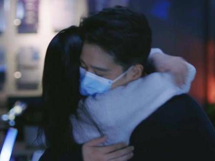 宁医生这次真的是浪漫满点,为流筝生日准备的烛光晚餐真是太惊喜了!