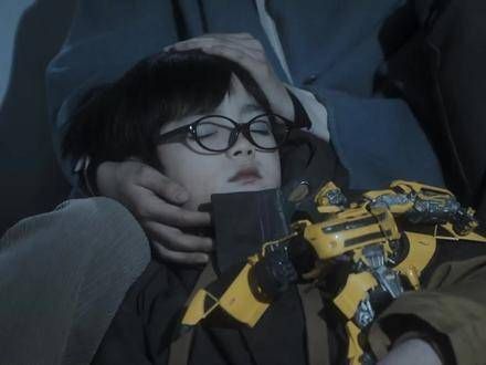 被困人员等待救援队解救,结局出乎意料