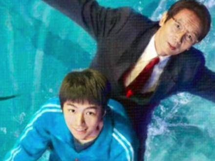 录音室里戴着黑色毛线帽的小凯,真是帅气十足!片尾曲也超级动听!
