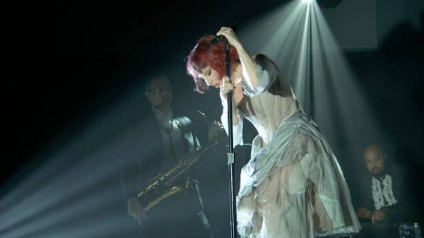 Lady Gaga《Happy Mistake》现场首演 太棒的Live水准!
