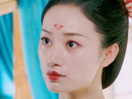 秒间登台的女配角，凭实力演绎一出场便是焦点