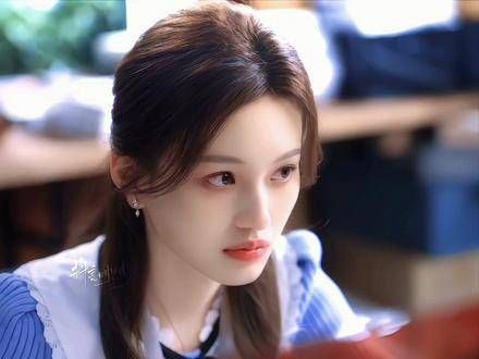 我觉得她真是美极了！