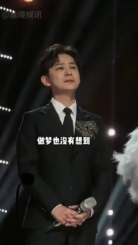 3年后再看何炅的《快本》老搭档,谢娜乐得清闲,吴昕人设大变…