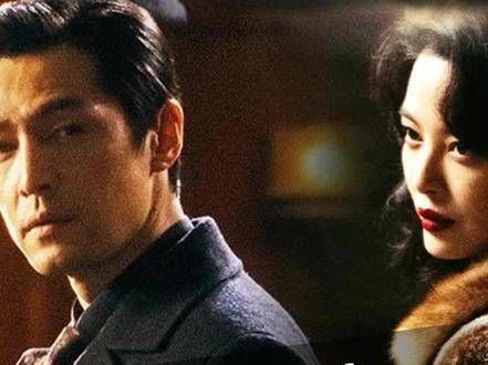 宝总胡歌 和李李辛芷蕾 将吻未吻,极致暧昧极限拉扯!李李的转身,真是绝美!