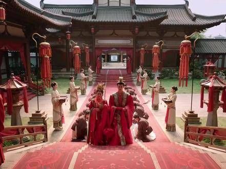 裴文宣和李蓉再次结为夫妻，拜堂现场仿佛让人回到了过去…