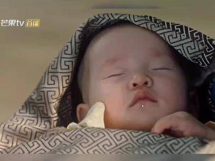 小沈璃生来就带有牙齿哎！与凤行琉羽