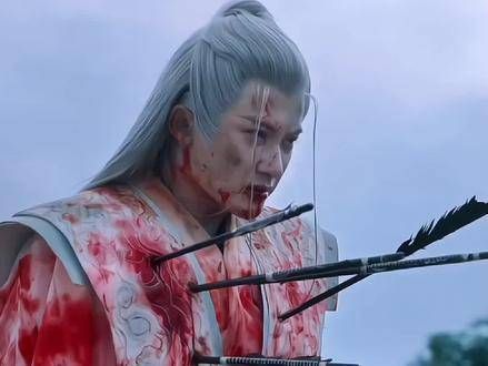其实相柳最终复活了,阿念和玱玹在清水镇遇见的那人…