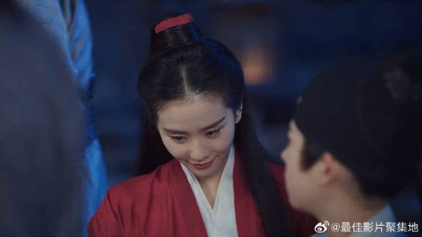 任如意宁远舟月下共舞，钱昭一看如意舞步，察觉不对劲