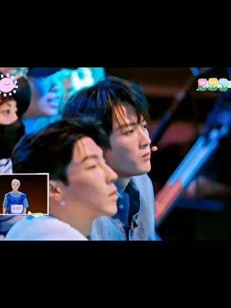 杨“经纪人”和他的三位“唱跳艺人”