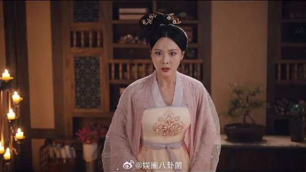 丈夫平日爱说梦话 千金意外听见惊天大秘,当场震惊