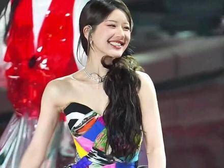 “曾毅:这钱越来越难挣了,词儿越来越多不说,还得带孩子”