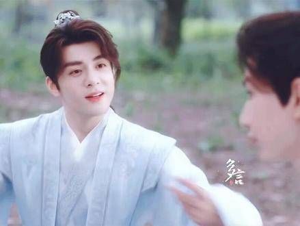 方小宝看李莲花的那个眼神,真是让人难以不动心啊?