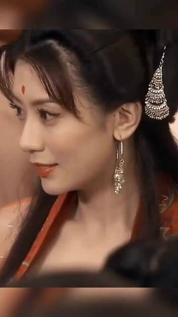倚天屠龙记中的两位女神,你们还有印象吗 高圆圆