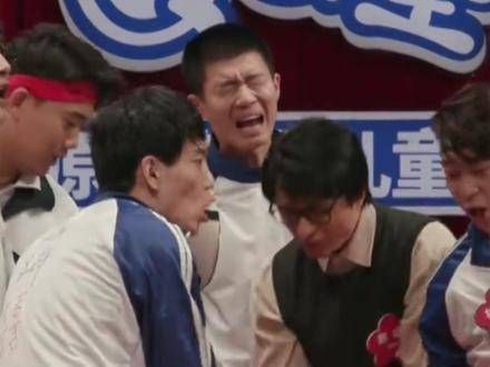 雷淞然亲了亲胳膊肘