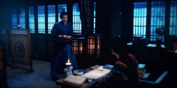 “后来 我再唤一声大人 再无人应我” 易飞和卫昭 易飞真的无条件相信大人…