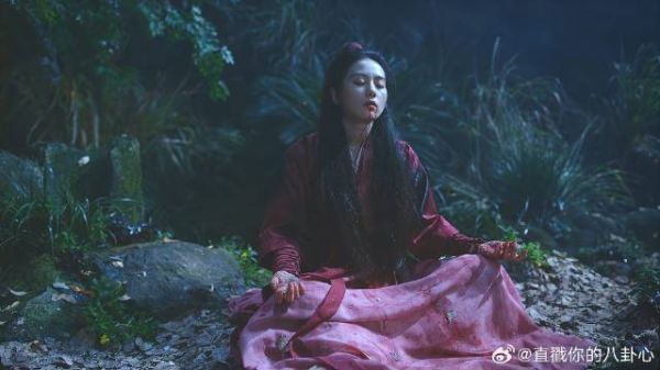 任如意不听娘娘劝告,轻易爱上男人,结果害苦了自己!