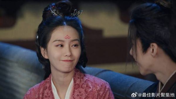 宁远舟和任如意月下谈心:咱俩一样缺德,如意反应亮了