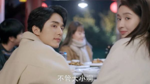 小孩哥:是谁还坐小孩桌啊~张新成
