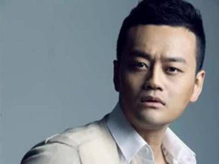 你知道《猎罪图鉴》中周俊的扮演者是谁吗?他可是一位实力派男演员!