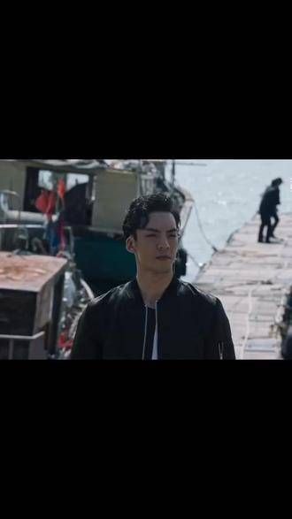都是圈粉的主角,确实是颜狗无疑了,已经被良叔的魅力征服,真是太帅了…
