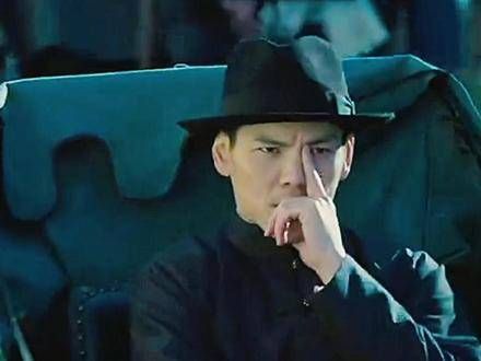 我们依然不清楚那天向佐为何扇了自己一巴掌