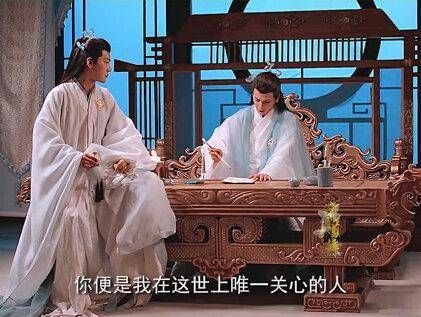 为何容昊对长珩如此关怀?