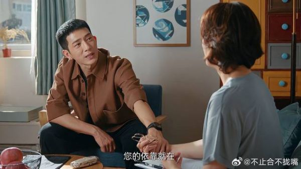 路晨不仅宠妻还是大孝子,暖心安慰亲妈:我在您的依靠就在